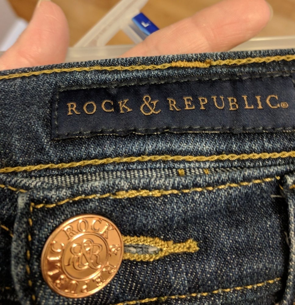 Gently Used Rock & Republic Distressed Jeans Sz 10 - Picture 4 of 8